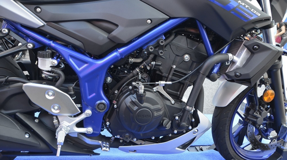 Ảnh thực tế phiên bản naked của Yamaha YZF-R3 Yamaha_MT_03 (2).jpg