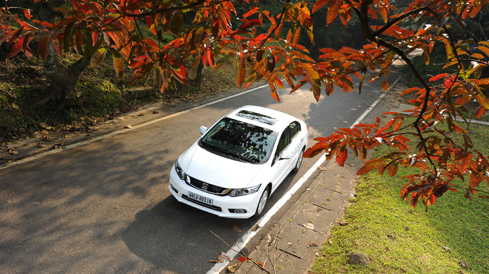 Cơ hội lái thử bộ ba “xế hộp” của Honda trong tháng 8 honda-civic.jpg