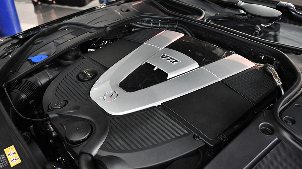 Xe siêu sang Mercedes-Maybach S600 mang biển 