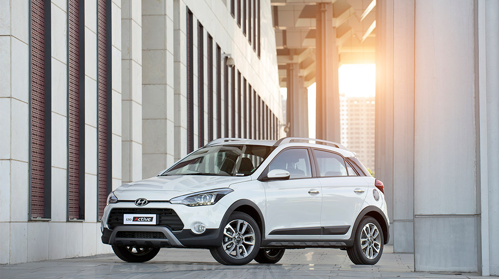 Soi chi tiết Hyundai i20 Active vừa 