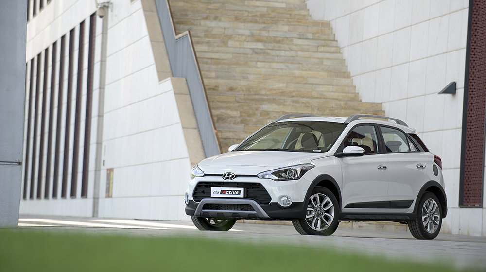 So tài Ford EcoSport và Hyundai i20 Active Ford_EcoSport_va_Hyundai_i20_Active (6).jpg