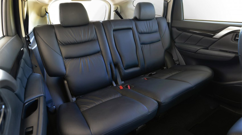 Chi tiết đối thủ của Toyota Fortuner và Ford Everest vừa ra mắt Mitsubishi-Pajero-Sport-0023-850x567.jpg