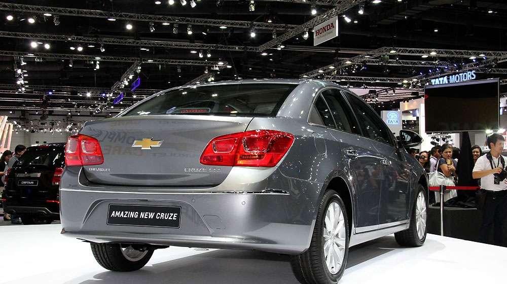 Ảnh chi tiết Chevrolet Cruze 2015 chevrolet-cruze-2015-18.jpg