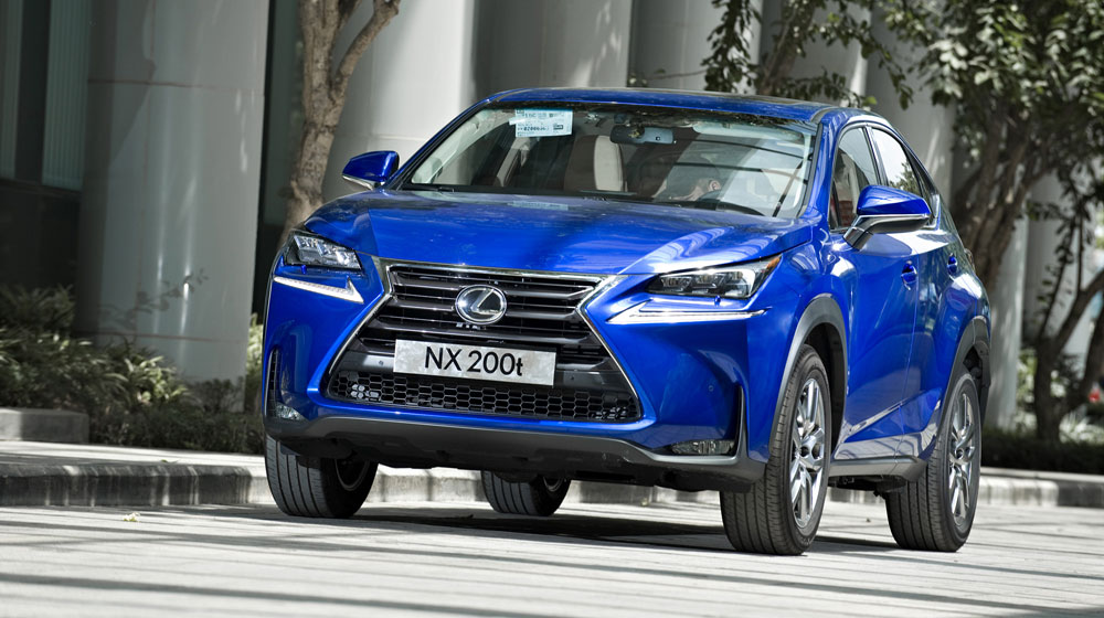 Nhập khẩu ôtô nguyên chiếc đã đến giới hạn? Lexus-NX-200t-ngoaithat--(3).jpg