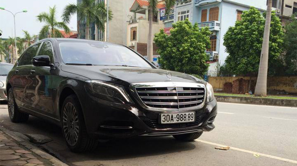 Điểm mặt 5 xe siêu sang Mercedes-Maybach S600 đã ra biển trắng maybach S600 (3) (1).jpg