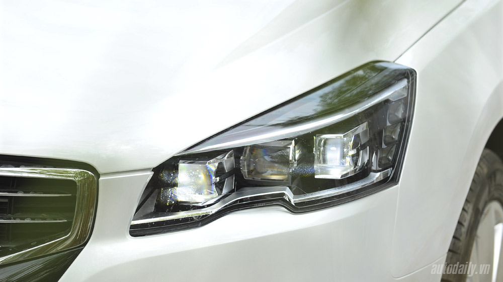 Ảnh chi tiết ngoại thất Peugeot 508 3.-Peugeot-508-chi-tiet-(2).jpg