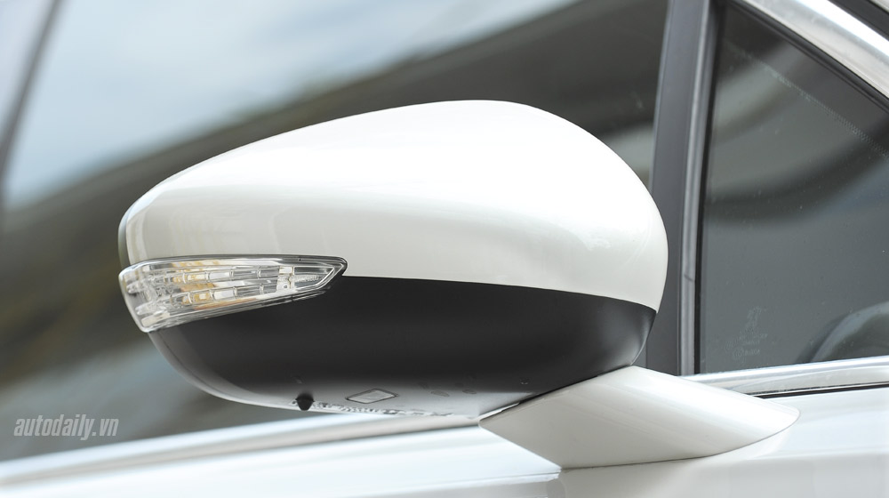 Ảnh chi tiết ngoại thất Peugeot 508 3.-Peugeot-508-chi-tiet-(5).jpg