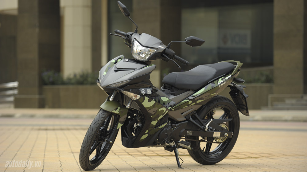 Honda Sonic 150R vs. Yamaha Exciter 150: Ai là “vua đường phố”? Yamaha exiter camo (40).jpg