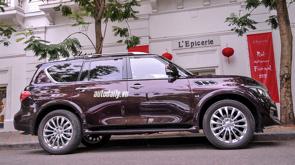 Chạm mặt “gã khổng lồ Nhật” Infiniti QX80 2015 tại Hà Nội Infiniti QX80 2015 (11).jpg