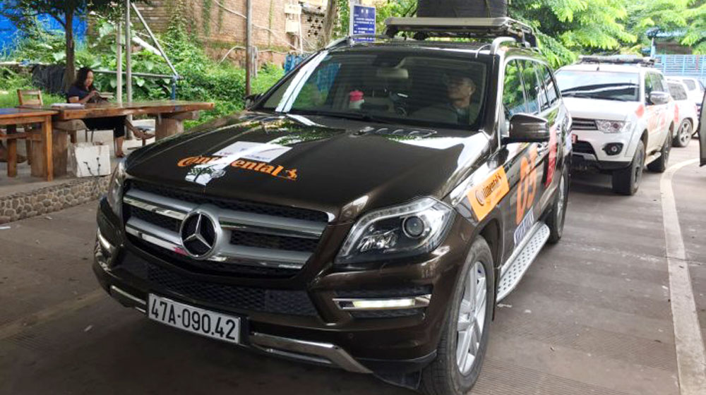 Hành trình lên “nóc nhà thế giới” (P1): Vượt ải đăng kiểm ECB-2015-Trip-2-(22).jpg