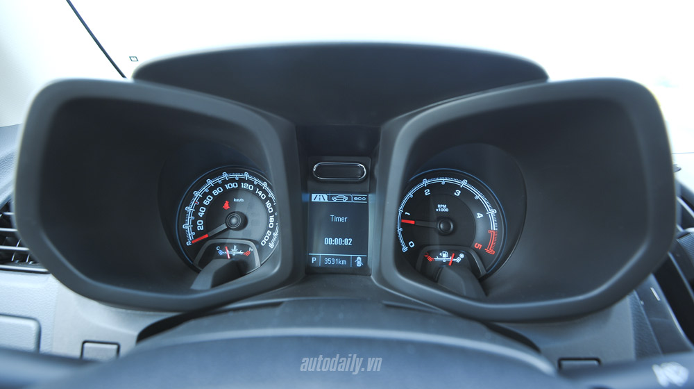 Ảnh chi tiết nội thất Chevrolet Colorado LTZ 2.8 AT 4x4 Chervolet Colorado 2015 (33).jpg