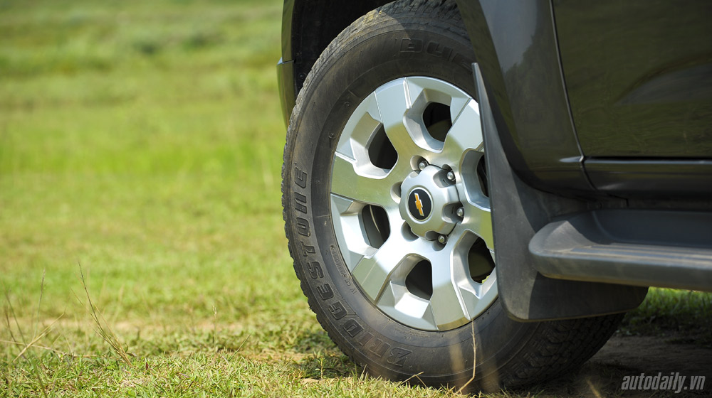 Ảnh chi tiết ngoại thất Chevrolet Colorado LTZ 2.8 AT 4x4 Chervolet Colorado 2015 (51).jpg