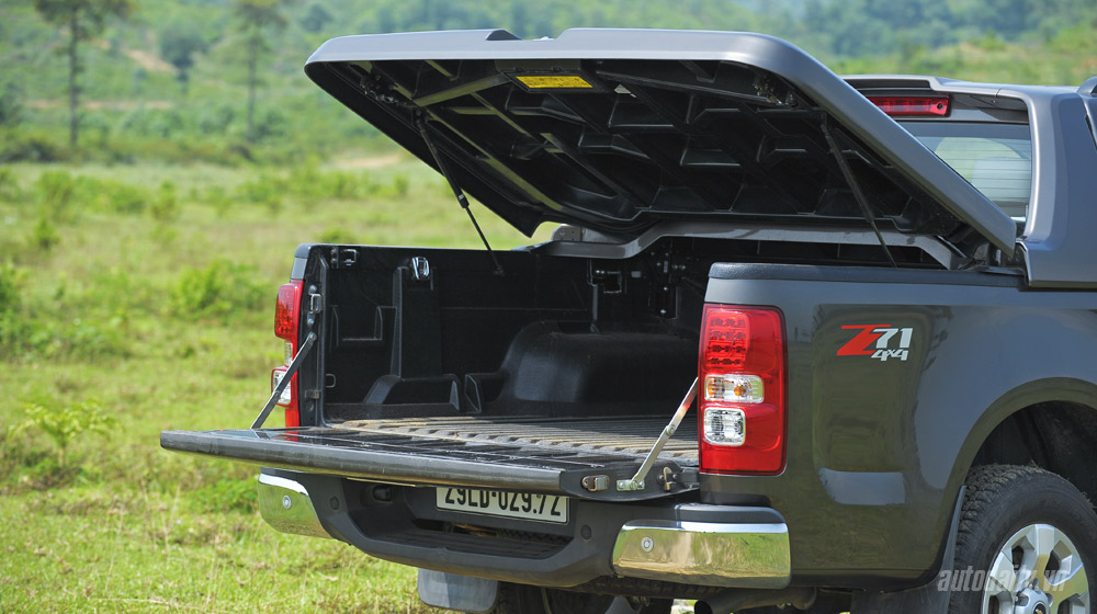 Ảnh chi tiết ngoại thất Chevrolet Colorado LTZ 2.8 AT 4x4 Chervolet Colorado 2015 (60).jpg