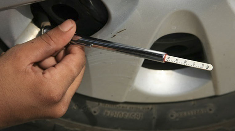 Bơm lốp ôtô thế nào cho đúng? tyre-care.jpg