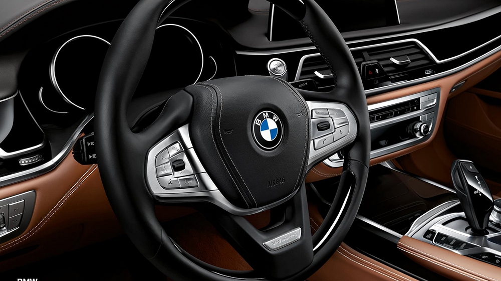 BMW giới thiệu gói tuỳ chọn Individual cho 7-Series 2016 BMW_7-Series_2016_Individual (2).jpg