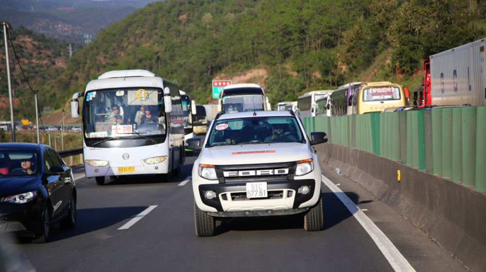 Hành trình lên “nóc nhà thế giới” (P2): Ghé thăm phố cổ Đại Lý ECB-2015-Trip-1-(87).jpg