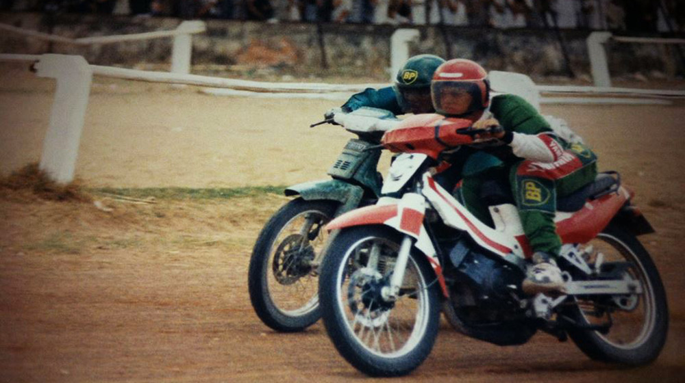 Sau gần 20 năm, Sài Gòn lại có đua xe máy GT-dua-phu-tho-1998-05.jpg