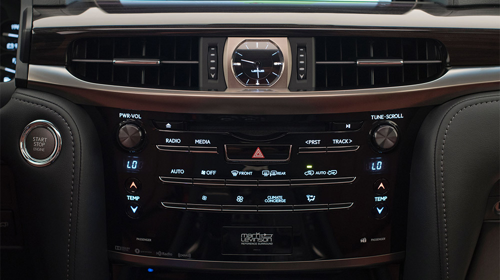 Ảnh chi tiết nội thất Lexus LX570 2016 2016_Lexus_LX_570_023_B59174D7402F12E4E7E7407CFA39E1A7A4BB3AE9.jpg