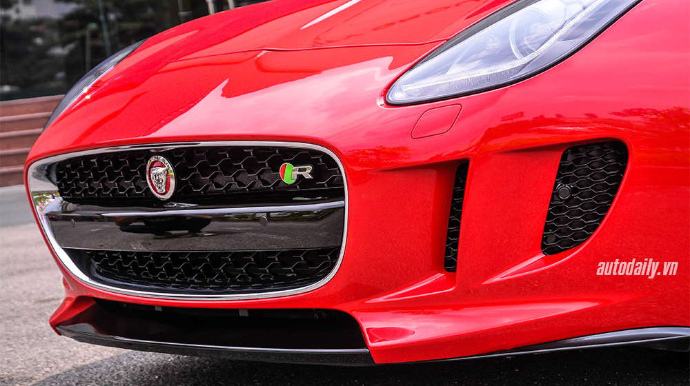 Ngắm “siêu báo” Jaguar mui trần mạnh nhất Việt Nam Jaguar F-type R (14).jpg