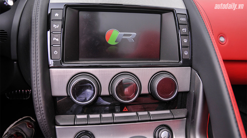 Ảnh chi tiết nội thất Jaguar F-Type V8 R Convertible Jaguar F-type R (21).jpg