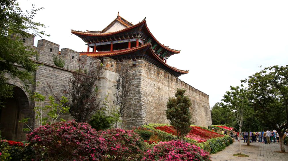 Hành trình lên “nóc nhà thế giới” (P3): Đến vùng đất quyến rũ Shangri-La ECB-2015-Trip-1-(202).jpg