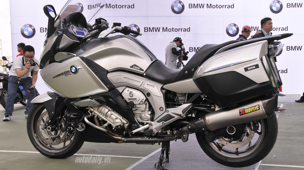 BMW “khoe” dàn môtô “khủng” tại Sài Gòn _GLK7812.jpg