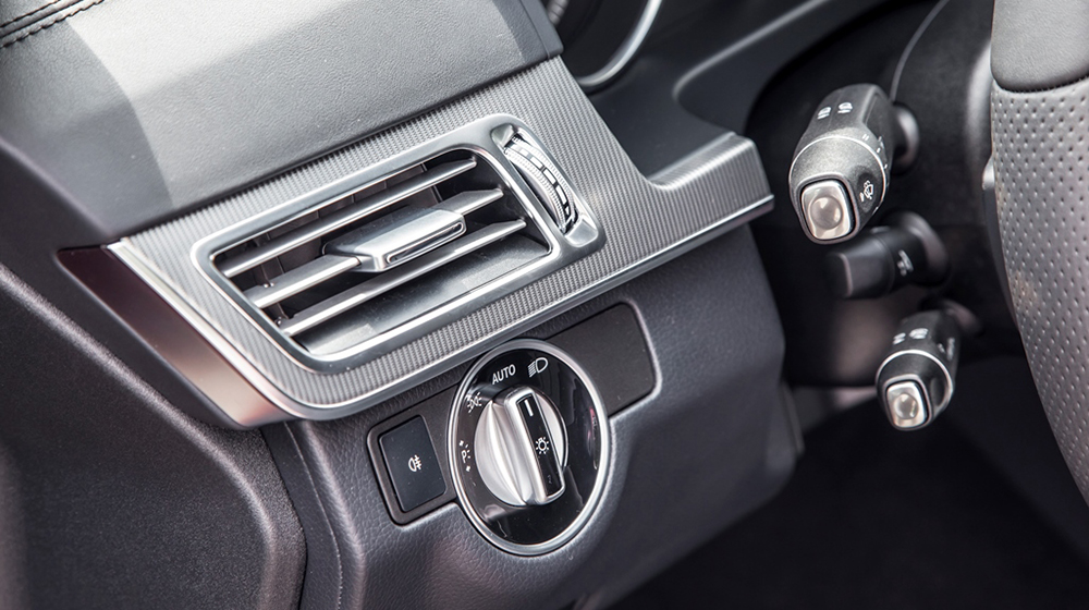 Chi tiết Mercedes-Benz E200 Edition E tại Việt Nam Mercedes-Benz_E200_Edition_E (10).jpg
