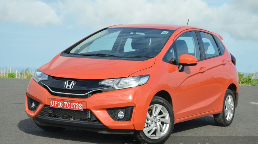 Honda Jazz bán chạy “như tôm tươi” 2015-Honda-Jazz-Diesel-VX-MT.jpg