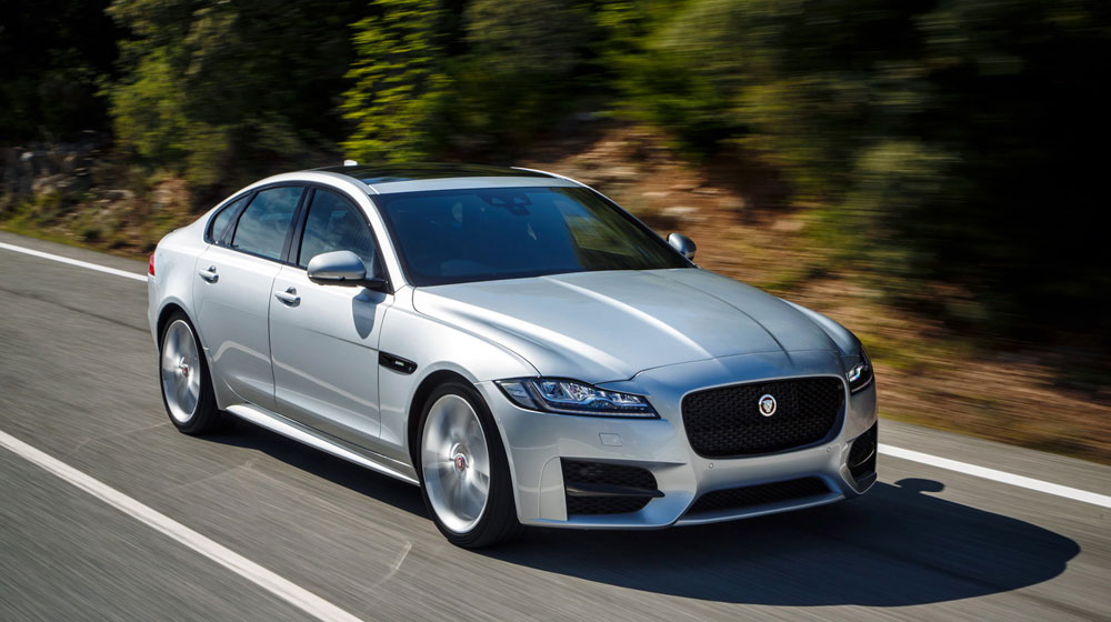 Ảnh chi tiết Jaguar XF 2016 2015-JaguarXF-03.jpg