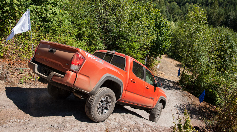 Ảnh chi tiết Toyota Tacoma 2016 2016-Toyota-Tacoma-43.jpg