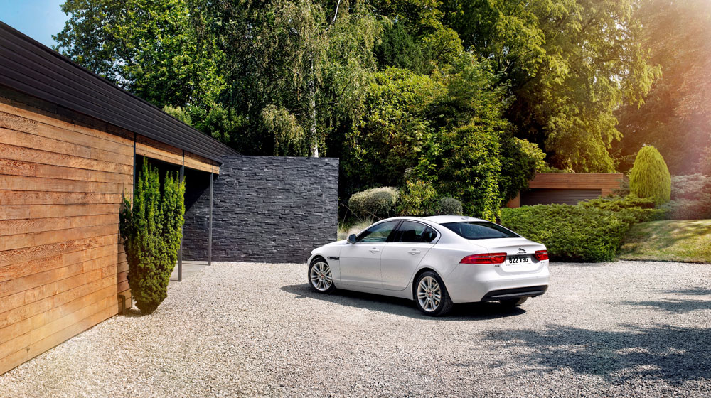 Jaguar XE 2015 chuẩn bị về Việt Nam jaguar-xe-2015 (3).jpg