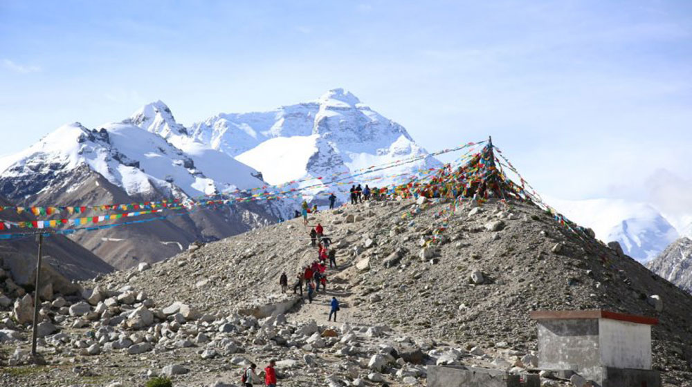 Hành trình lên “nóc nhà thế giới” (P5): Chạm đỉnh ECB-2015-ngay-13-(190).jpg