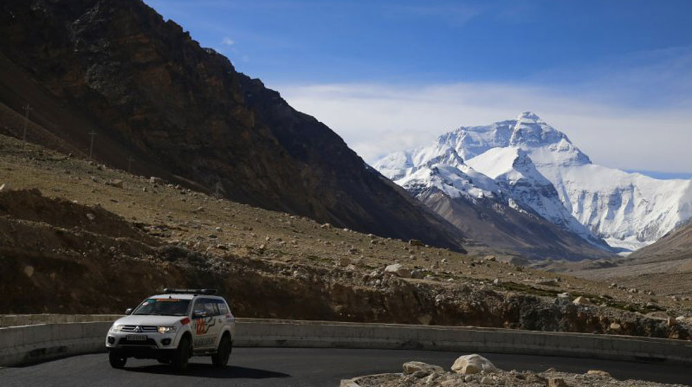 Hành trình lên “nóc nhà thế giới” (P5): Chạm đỉnh ECB-2015-ngay-13-(247).jpg