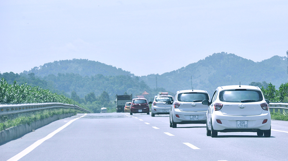 Trải nghiệm tiết kiệm nhiên liệu cùng Grand i10 Club Hyundai_Grand_i10_CLUB (8).jpg