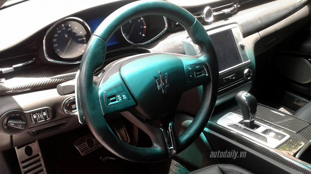Cận cảnh Maserati Quattroporte SQ4 2015 đầu tiên tại Việt Nam 11039847_1611918755741584_1569944162909231266_n.jpg