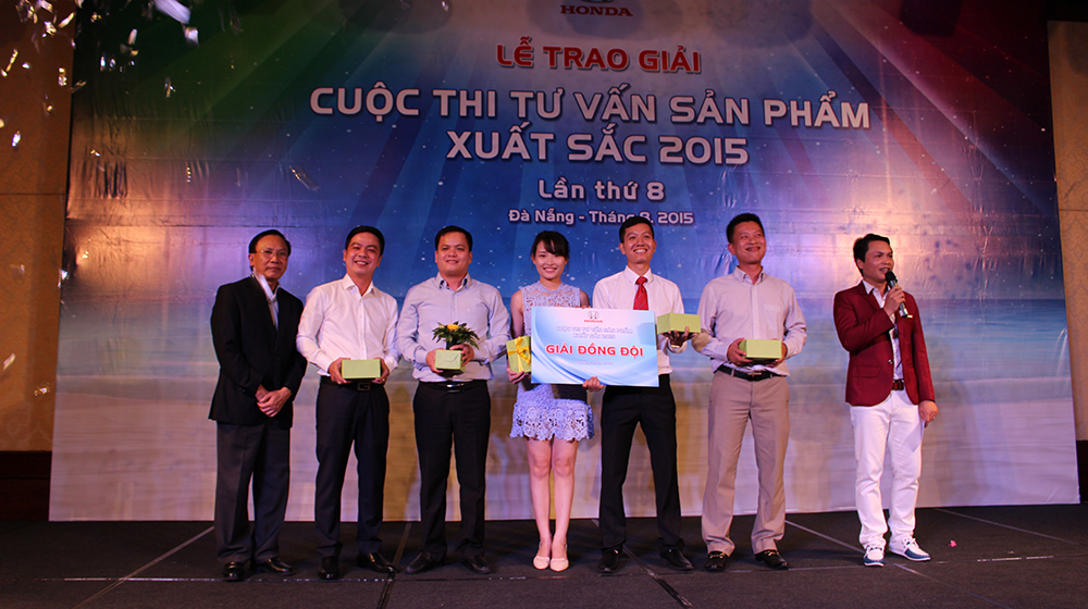 Honda Việt Nam tổ chức cuộc thi Tư vấn sản phẩm xuất sắc Honda_giải đồng đội.JPG