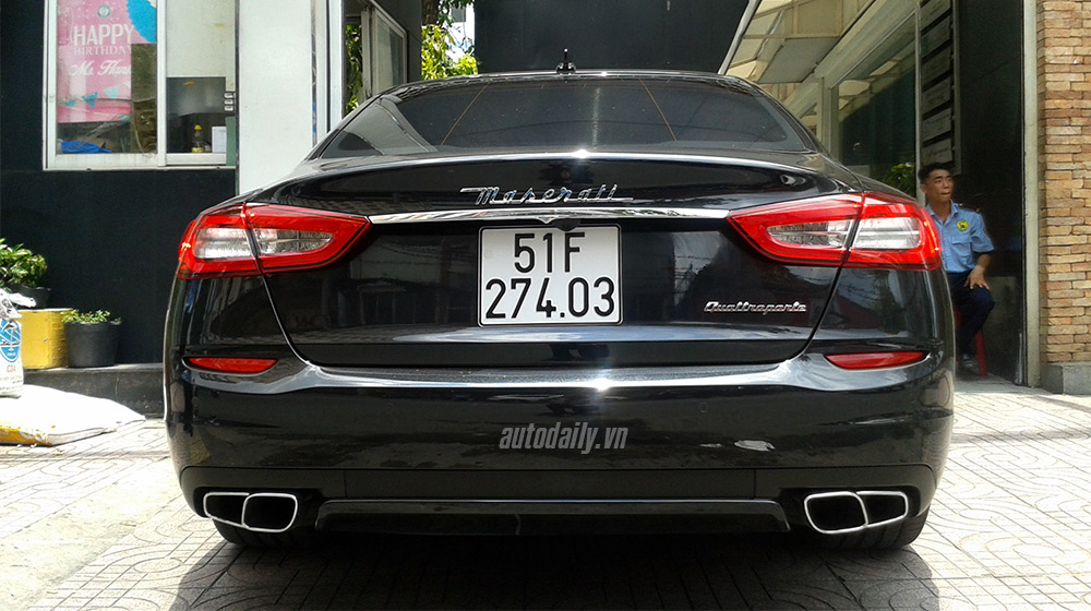 Cận cảnh Maserati Quattroporte SQ4 2015 đầu tiên tại Việt Nam Maserati Quattroporte SQ4 2015  (4).jpg