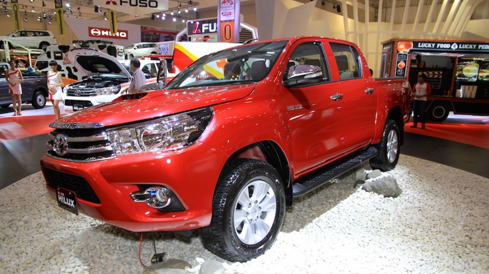 Ảnh chi tiết Toyota Hilux 2016 tại Indonesia toyota-hilux-2016-(1)-1.jpg