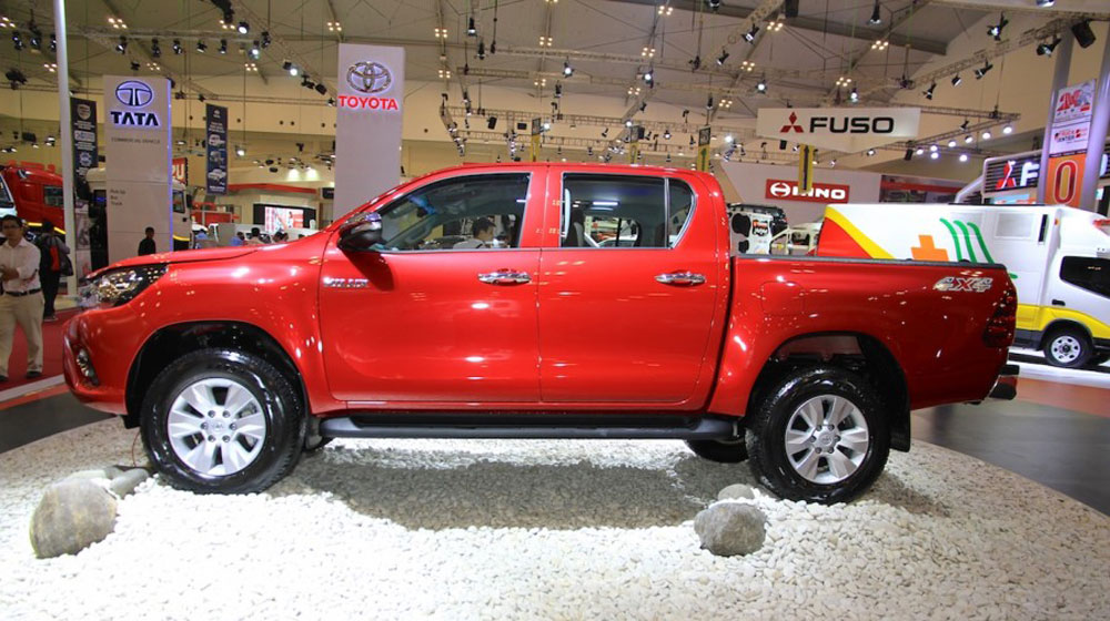 Ảnh chi tiết Toyota Hilux 2016 tại Indonesia toyota-hilux-2016-(2).jpg