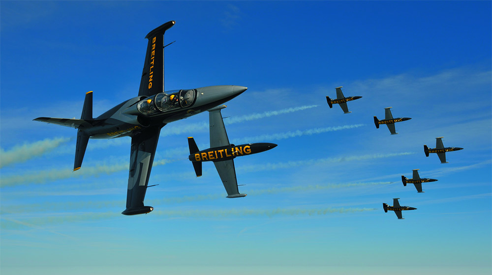 Bentley trình làng Continental GT Speed phiên bản máy bay biểu diễn Bentley-Continental-GT-Speed-Breitling-Jet-Team-Series-9-1.jpg