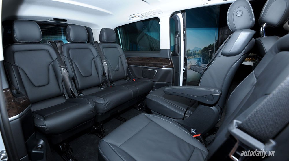 Mercedes-Benz V-Class: Xe đa dụng hạng sang giá 2,5 tỷ đồng mercedes-v-class (2).jpg