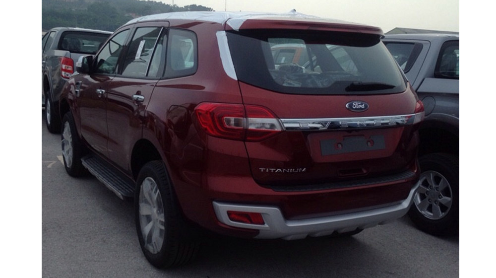 Ford Everest 2015 tay lái thuận bất ngờ xuất hiện tại Việt Nam Ford Everest 2015 (1).jpg