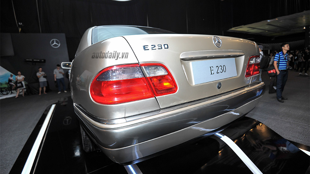 Ảnh chi tiết Mercedes-Benz E230 1996 Mercedes E230 1996 (6).jpg