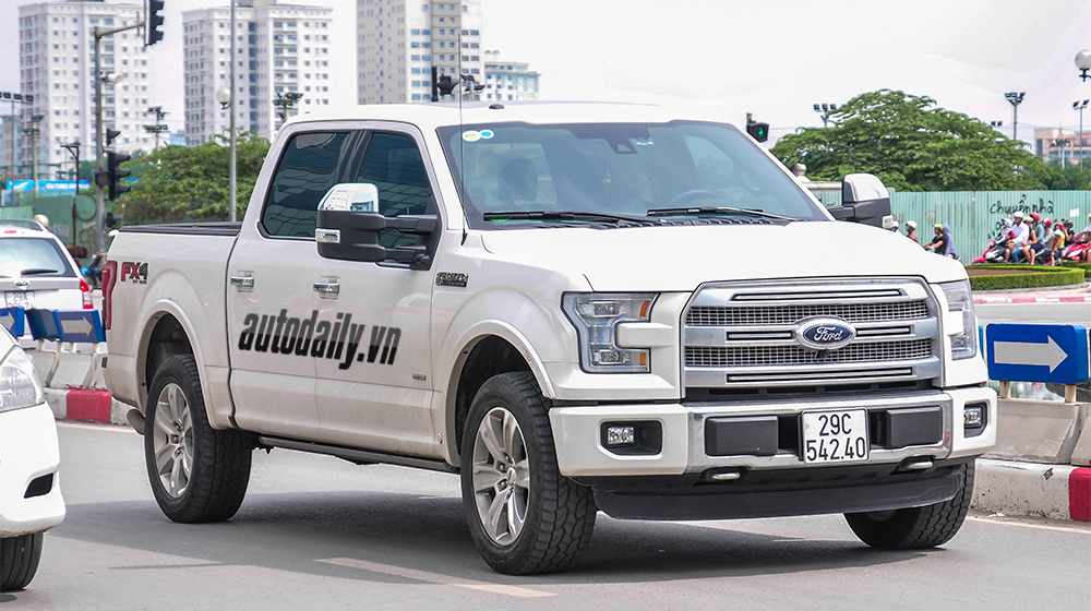 Ôtô bán tải được đi ở làn đường nào? _GLK4827 copy.jpg