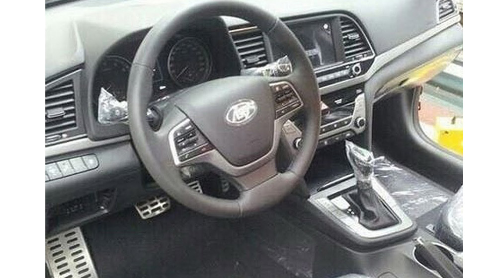 Hyundai Elantra 2016 lộ ảnh “nóng” tại nhà máy 2017-Hyundai-Elantra-3.jpg