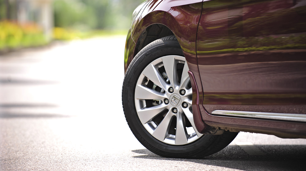 Ảnh chi tiết ngoại thất Honda Accord 2015 HondaAccord2015_32-1.jpg