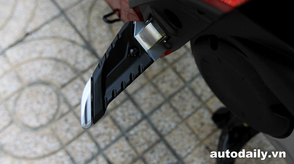 Ngắm chi tiết Honda SH300i 2015 đầu tiên tại Việt Nam sh300i-2016-(19).jpg