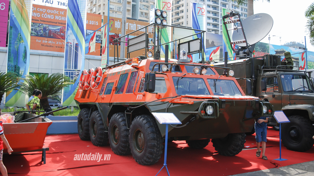 Chiêm ngưỡng dàn xe đặc chủng tại Hà Nội Xe_dac_chung (10).jpg