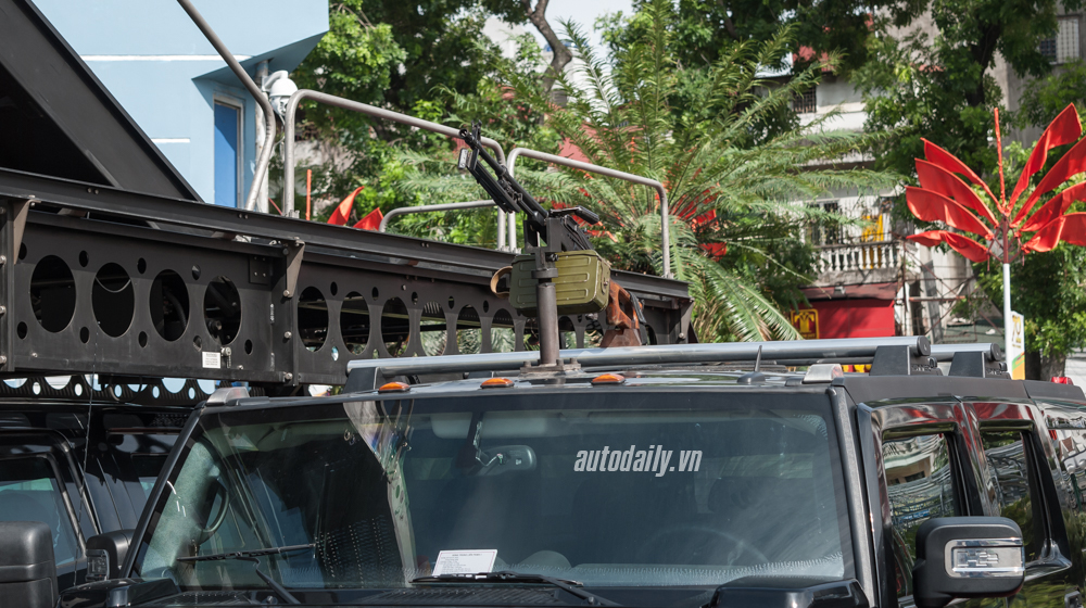 Chiêm ngưỡng dàn xe đặc chủng tại Hà Nội Xe_dac_chung (12).jpg
