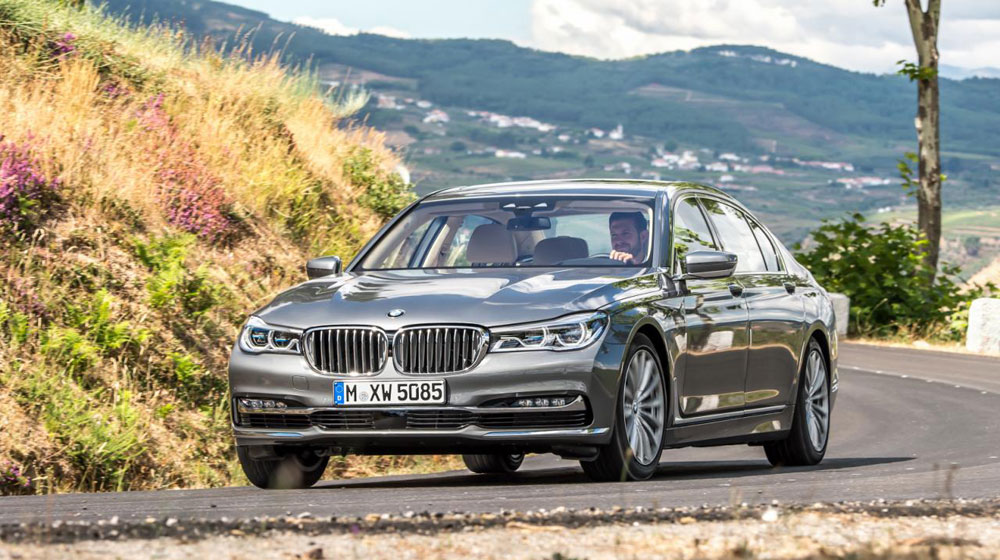 Ngắm chi tiết xế đầu bảng BMW 7-Series 2016 bmw-7-series-2016 (1).jpg